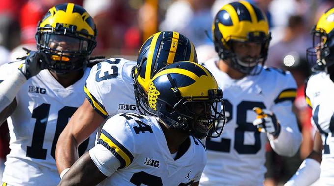 Michigan Wolverines vs. Ohio State Buckeyes at Michigan Stadium